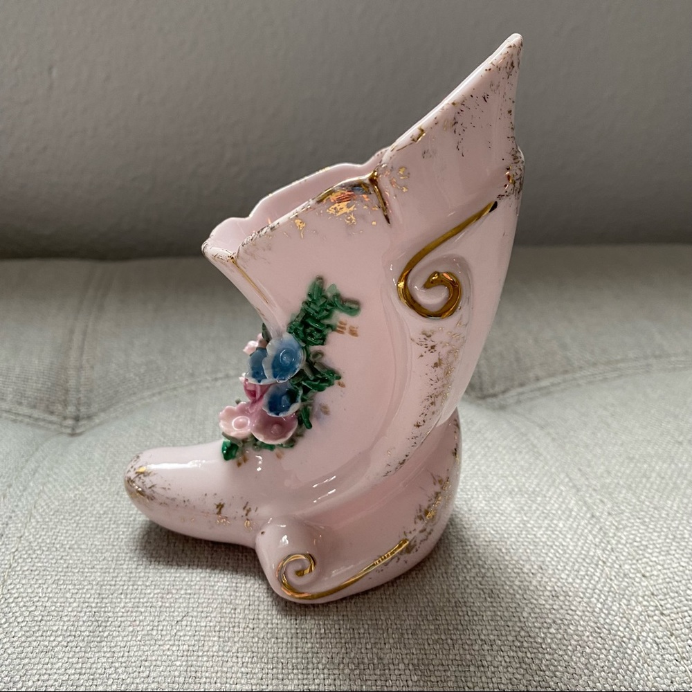 vintage ceramic vase MCM pink gold floral spaghetti vanity vase.